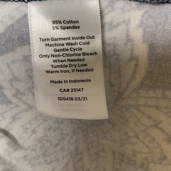 Talbots Tee Women's Size 2x Long Sleeve Yellow Navy Peasant Floral Artsy Stretch - Picture 4 of 6